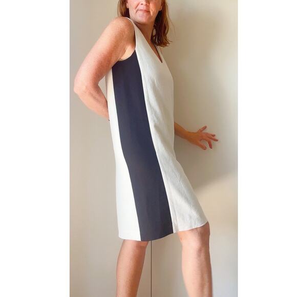 Women's Vince Shift Dress Size Medium White Black Modern Minimalist Work - Picture 11 of 12